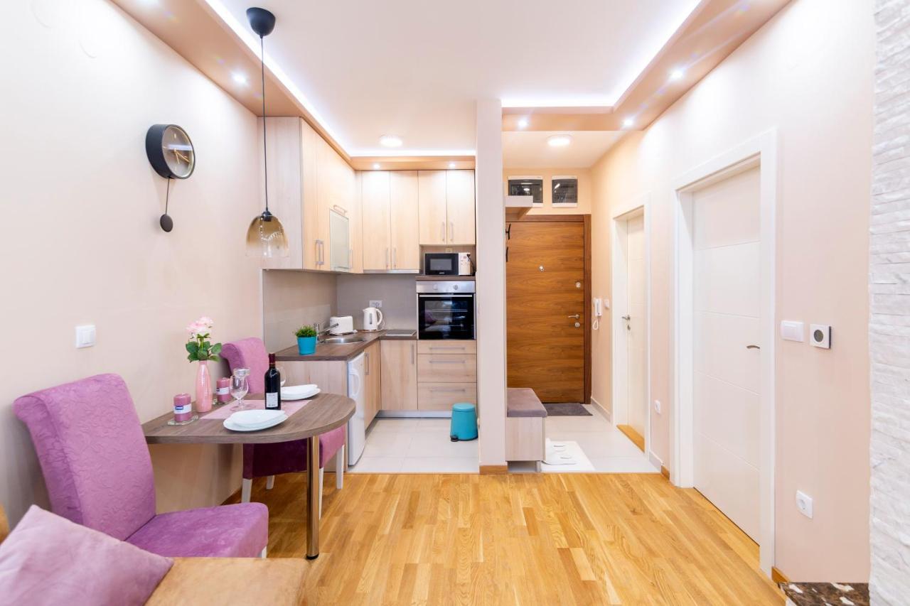 Mili Lux Apartman Novi Sad Esterno foto